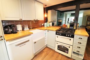 Photo 27- click for photo gallery